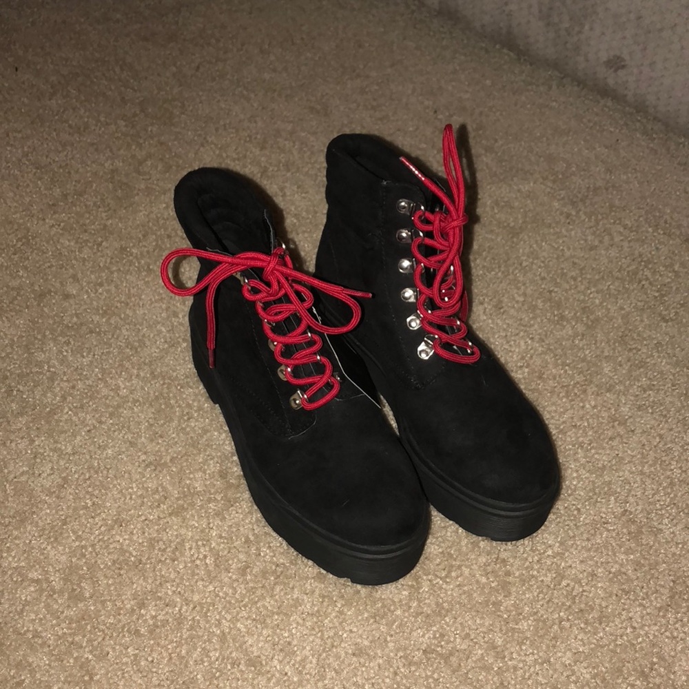 Women’s boots